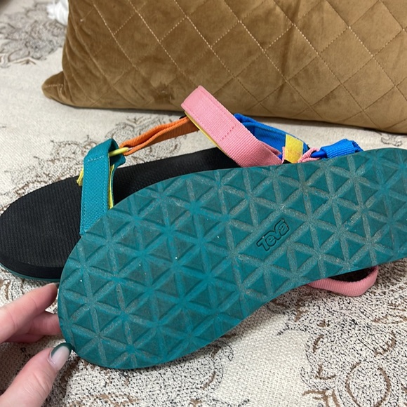 colorful TEVA sandals - Picture 2 of 3